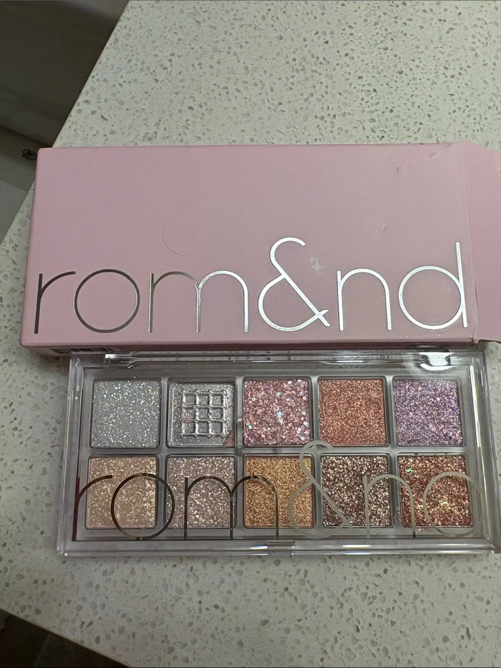rom&nd Glitter Eyeshadow Palette - Pink & Rose Gold Shades